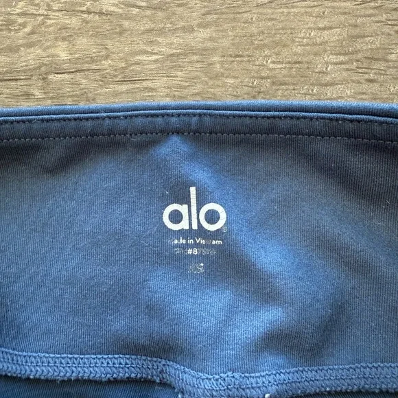 Alo Yoga Motion Mid rise Leggings size xs - Picture 4 of 5